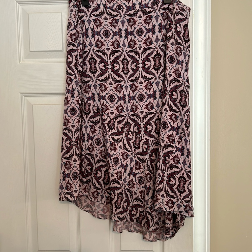 Asymmetrical Cute flirty skirt!